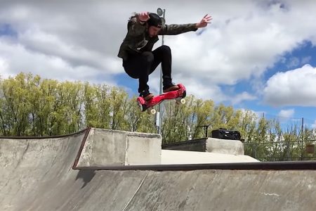 This guy made a skateboard out of a hoverboard