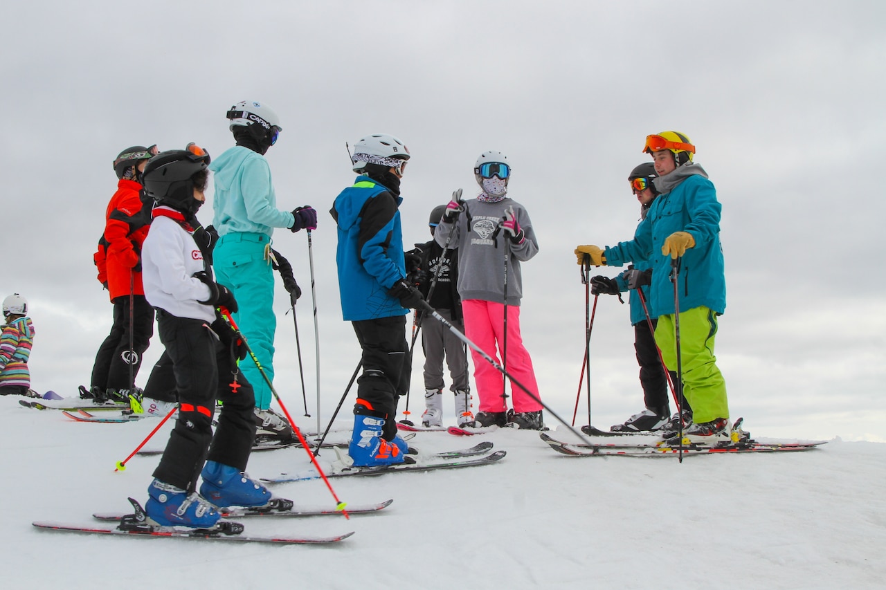 Learn to Ski This Winter at Evolve Camps!